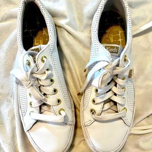 White Keds 8.5. Hardly Worn. Some scuffs on the inside & laces.